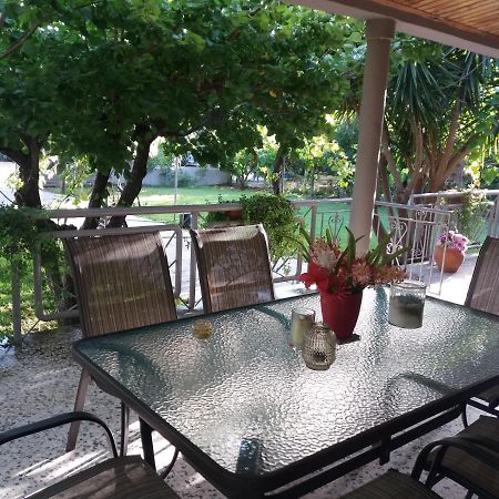 Beach House For Up To 9 People Near Olympia Katakolo Luaran gambar