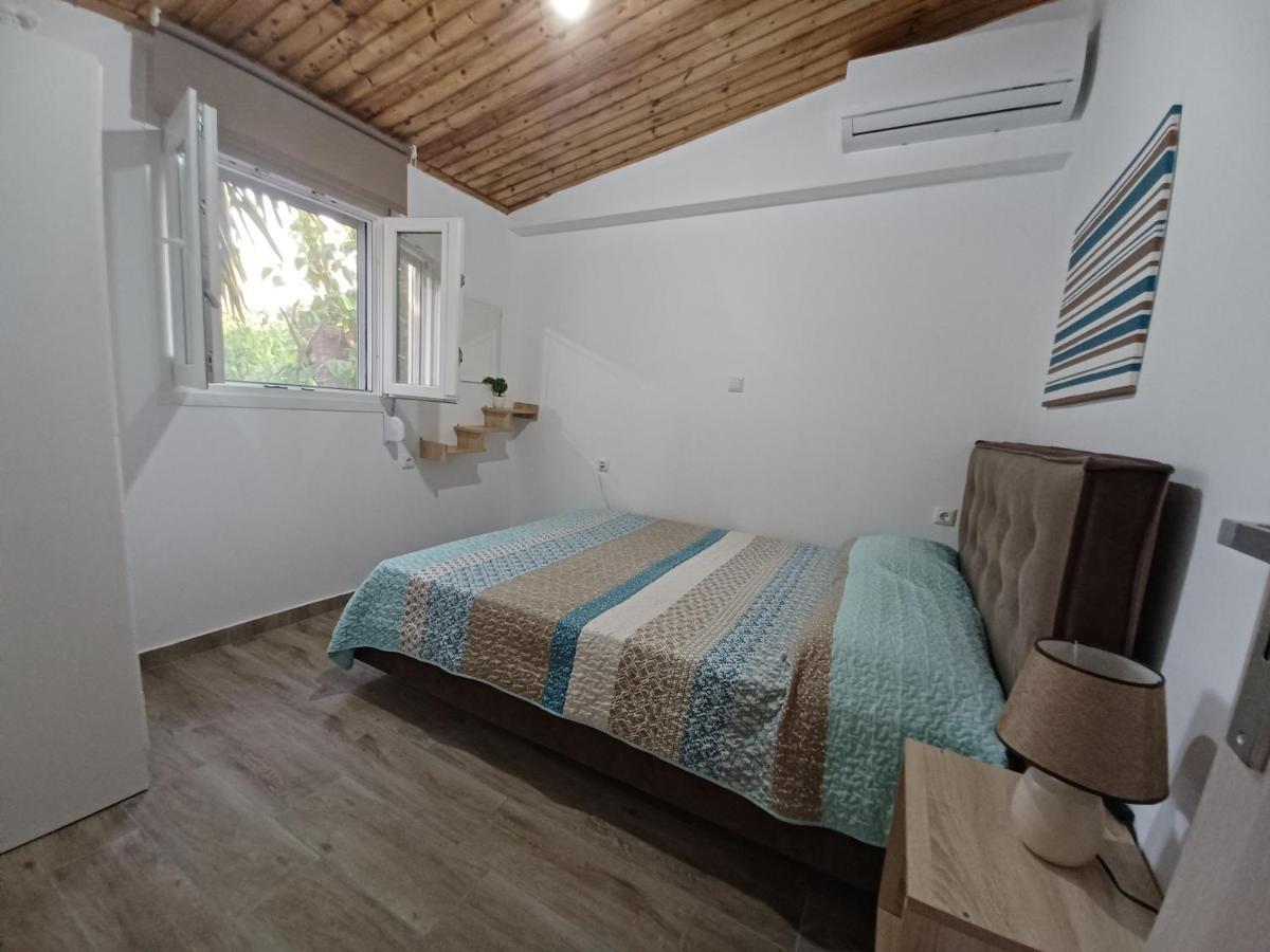 Beach House For Up To 9 People Near Olympia Katakolo Luaran gambar